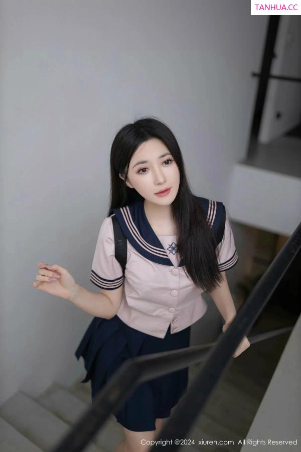 鱼子酱fish  [XiuRen]高清写真图 2024.03.15 No.8244 鱼子酱Fish 丝袜美腿第36张图片